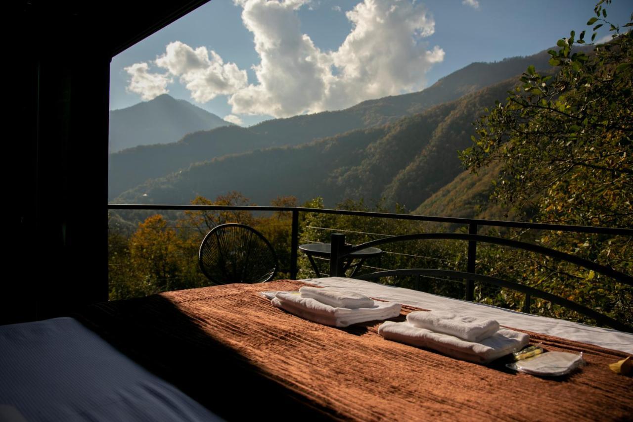 Hotel Woodpecker Georgia Batumi Esterno foto