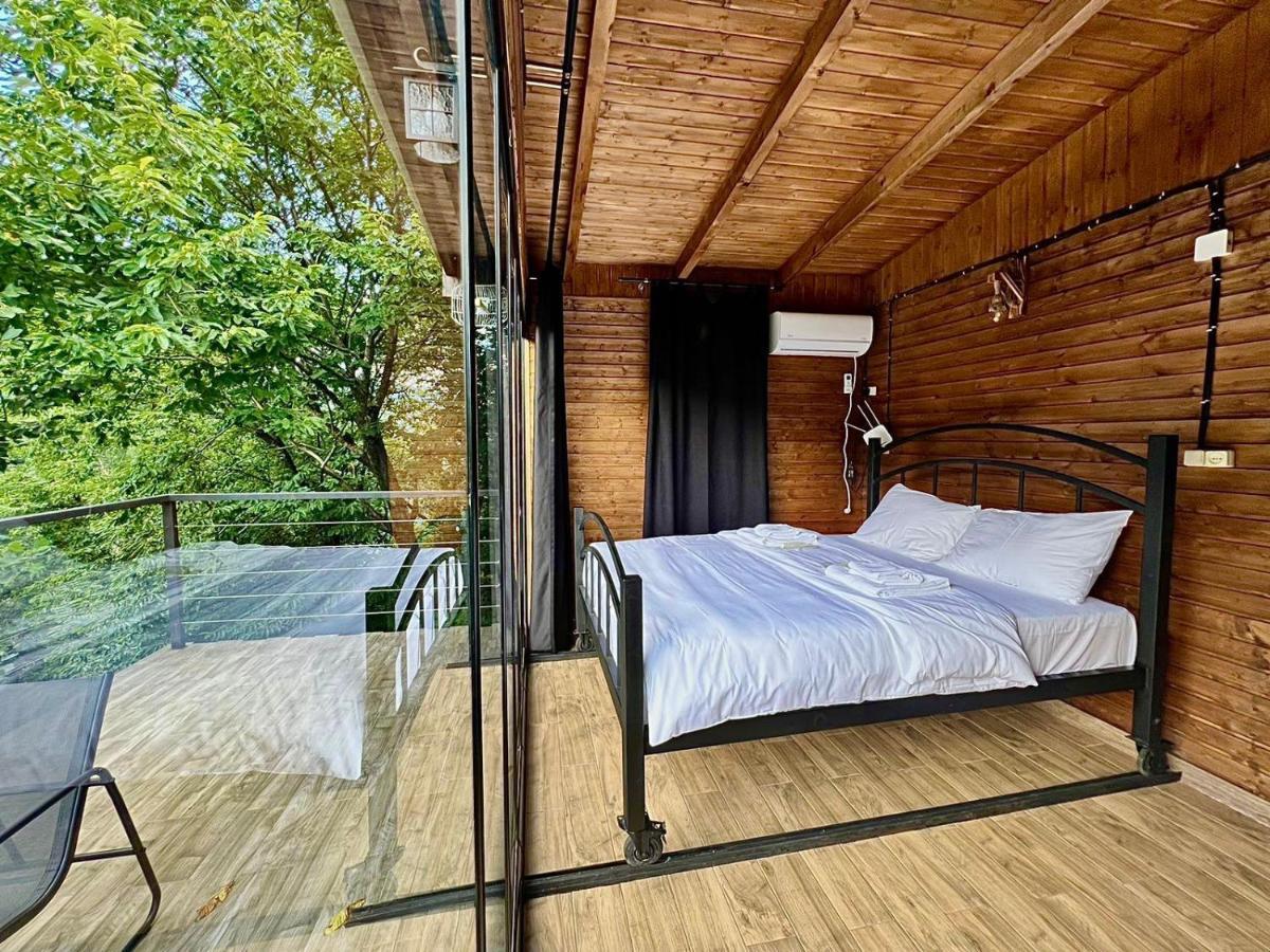 Hotel Woodpecker Georgia Batumi Esterno foto