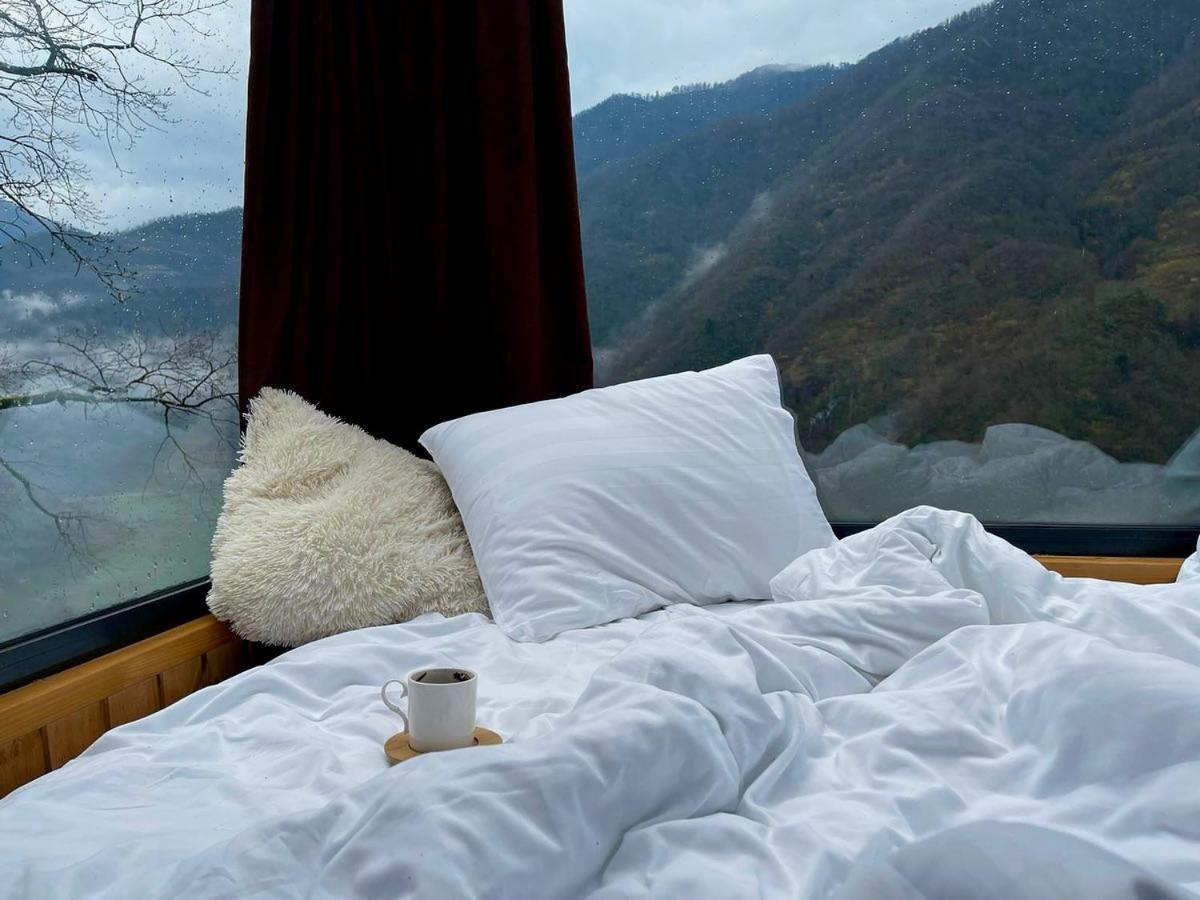 Hotel Woodpecker Georgia Batumi Esterno foto