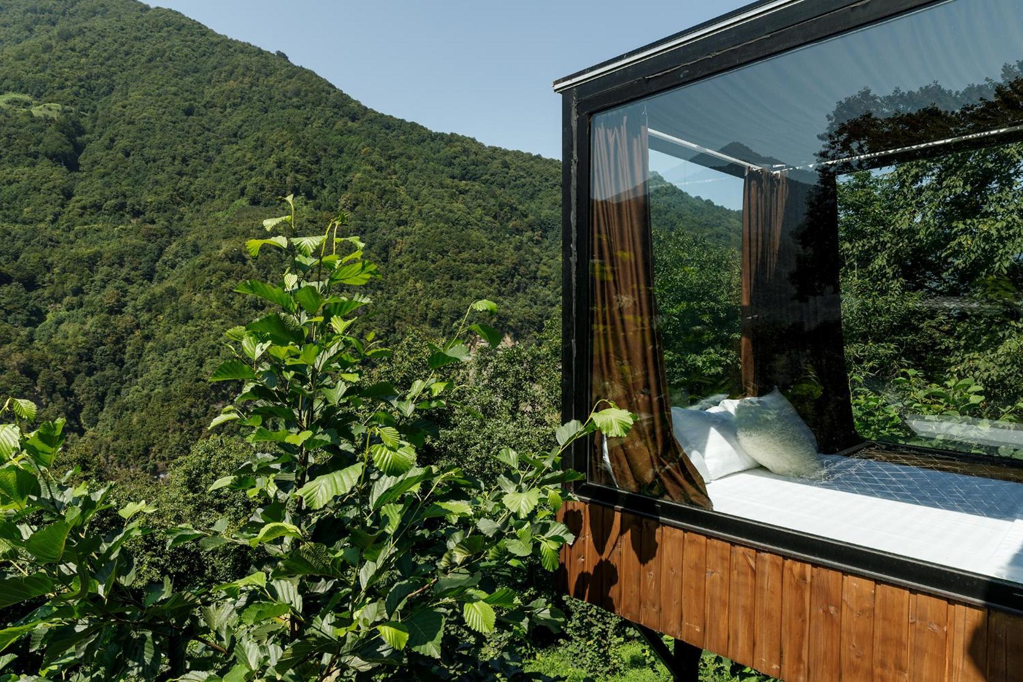 Hotel Woodpecker Georgia Batumi Esterno foto