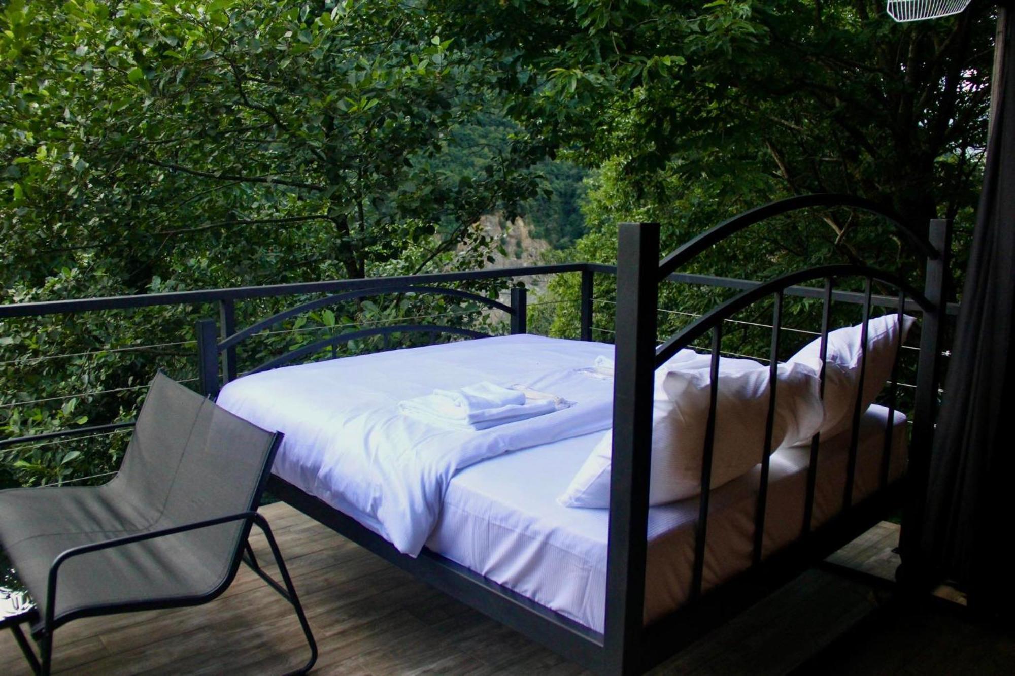 Hotel Woodpecker Georgia Batumi Esterno foto