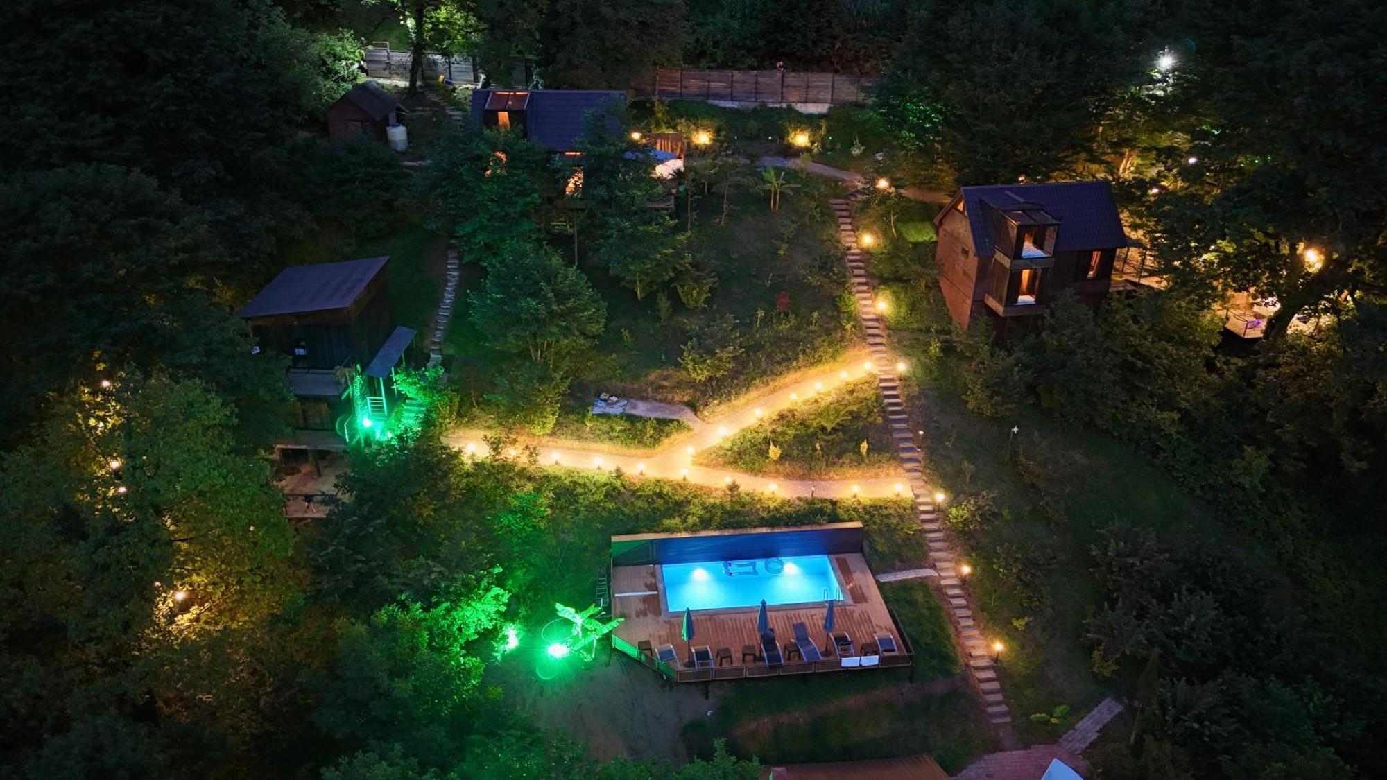Hotel Woodpecker Georgia Batumi Esterno foto